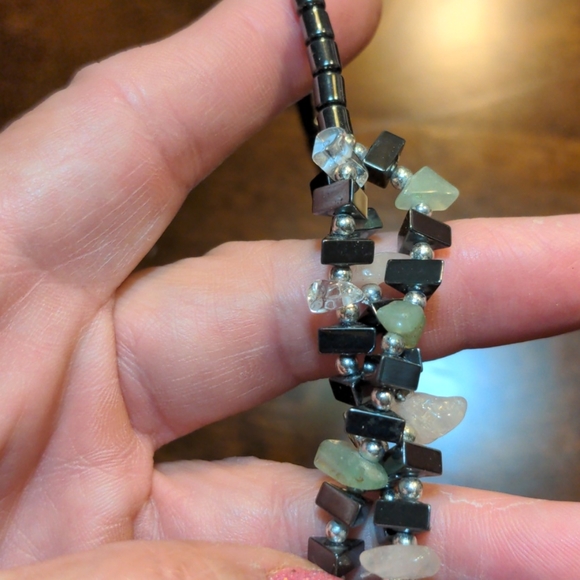 Jewelry - Picture 2 of 3